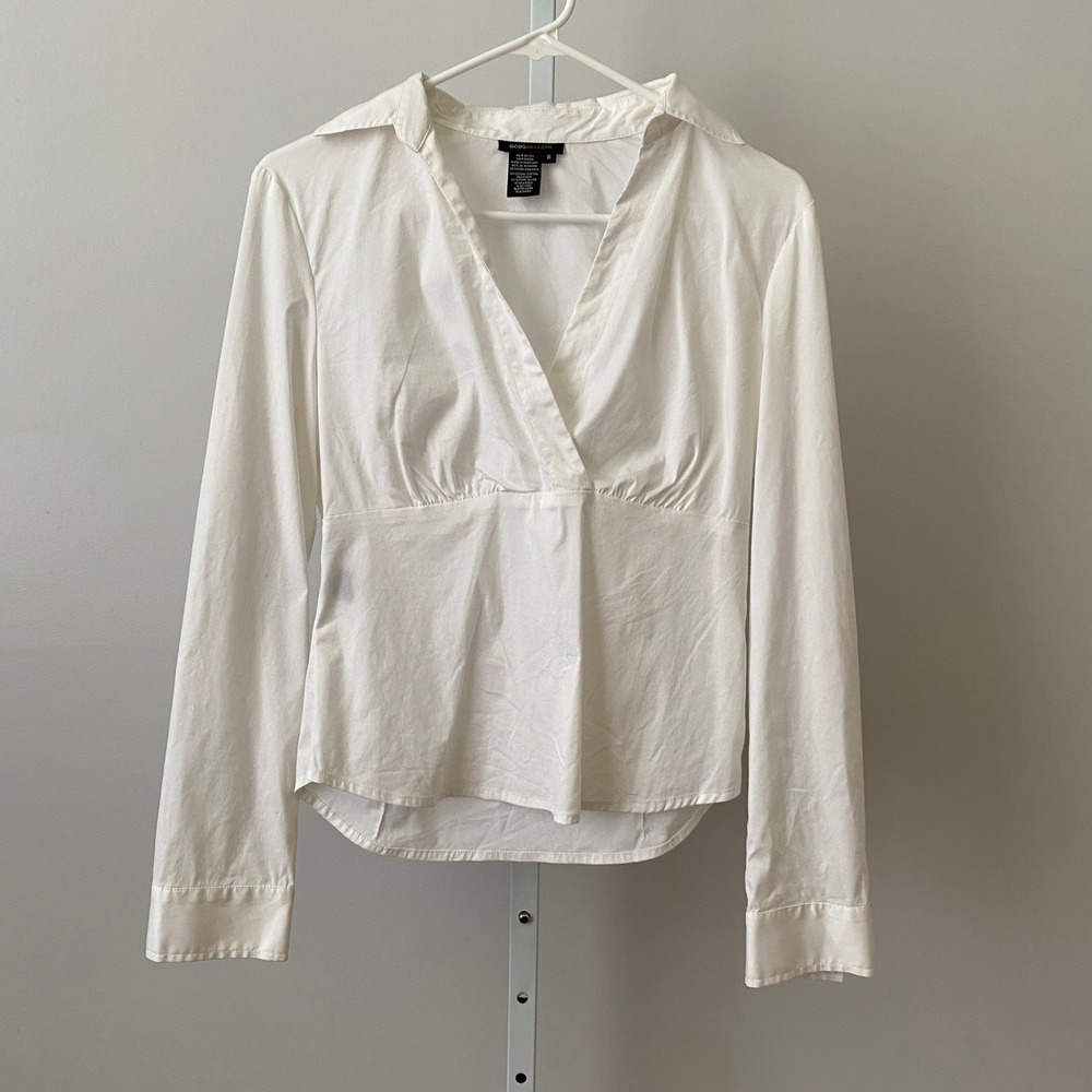 BCBGMAXAZRIA 8 Academia Equestrian White Blouse Empire Waist Surplice Top